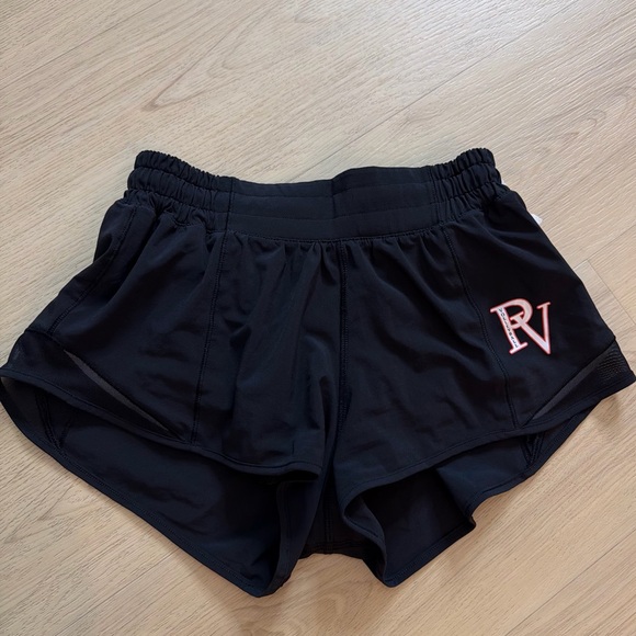 Lululemon black Hotty Hot shorts - Picture 4 of 8